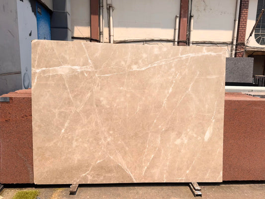 Lady Grey (Lot No. 352)