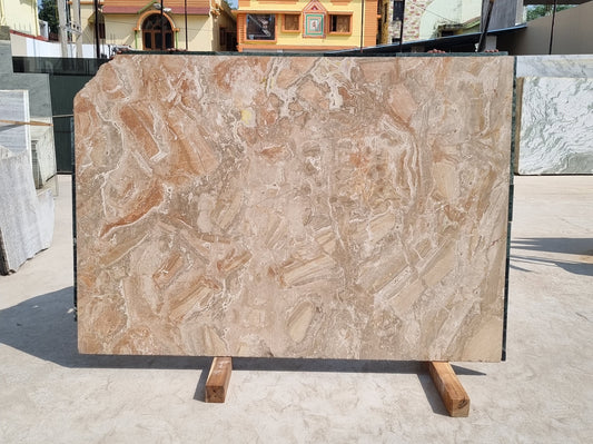 Breccia onichitto  (Lot No. 217)