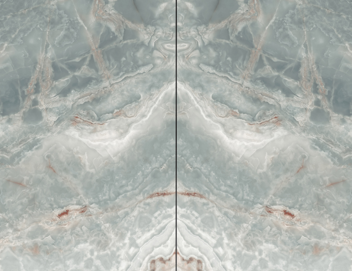 Onyx Breeze