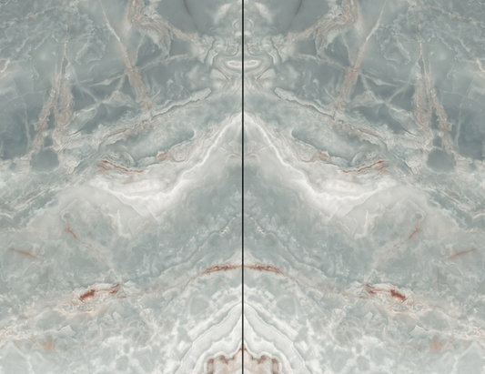 Onyx Breeze