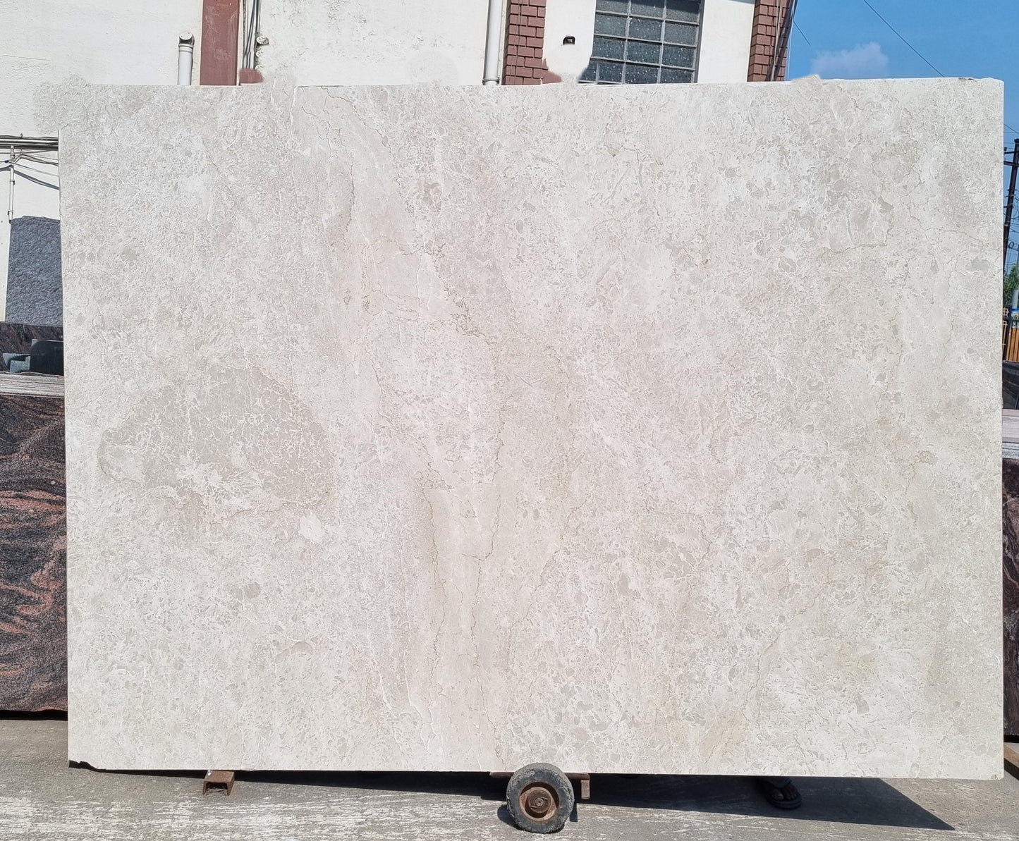 New Ottoman Beige (Lot no 331)